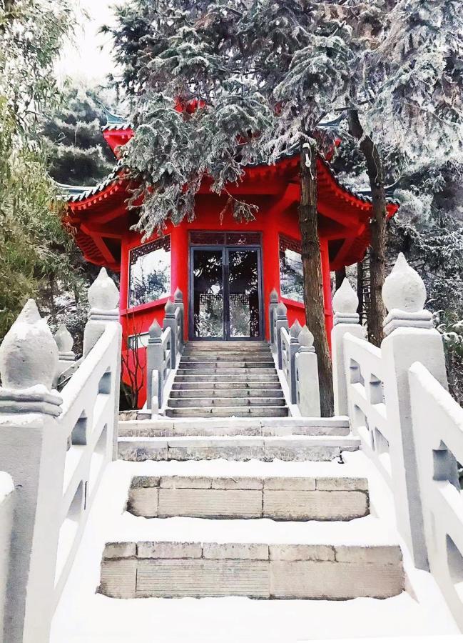 Hotel Wudang Mountain The Yew House Wudangshan Exterior foto